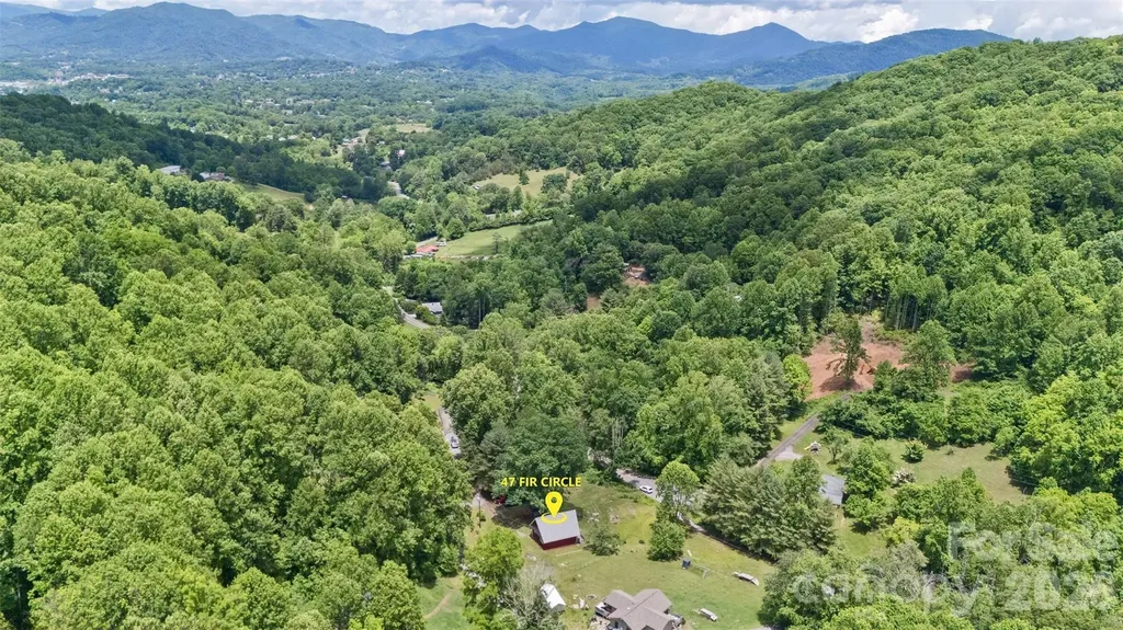 47 Fir Circle Canton NC 28716