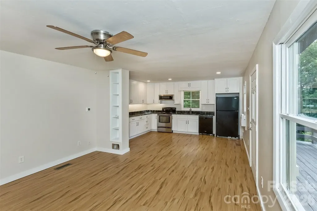 47 Fir Circle Canton NC 28716