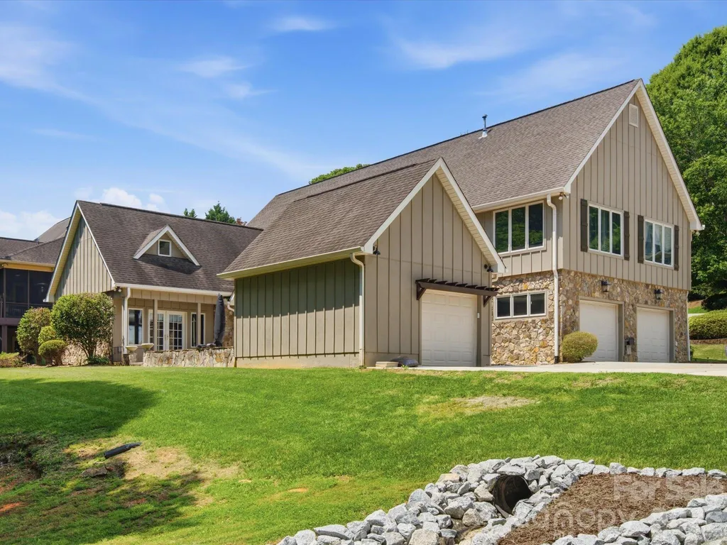3004 Dodsworth Drive Cramerton NC 28032