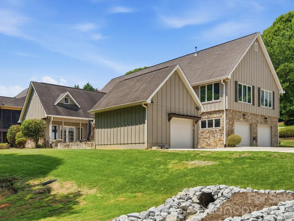 3004 Dodsworth Drive Cramerton NC 28032