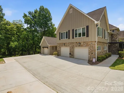 3004 Dodsworth Drive Cramerton NC 28032