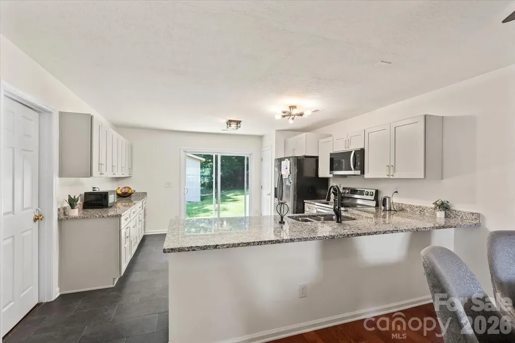 3119 Decapolis Drive Charlotte NC 28215