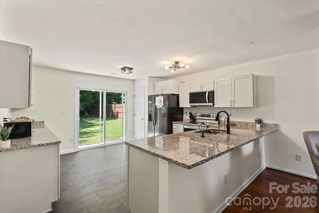 3119 Decapolis Drive Charlotte NC 28215