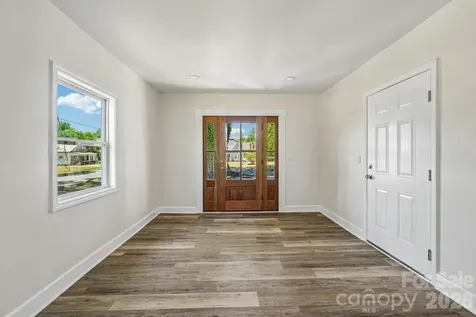 616 14th Street SW Hickory NC 28602