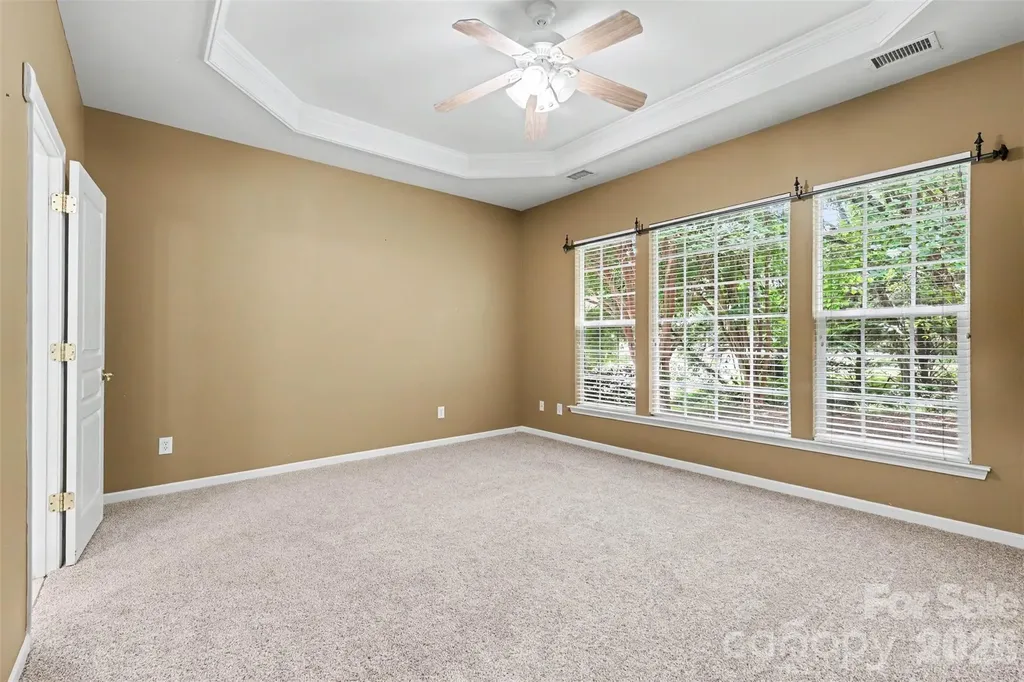 8708 Heron Glen Drive Charlotte NC 28269