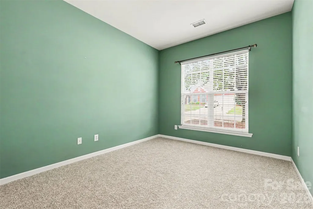 8708 Heron Glen Drive Charlotte NC 28269