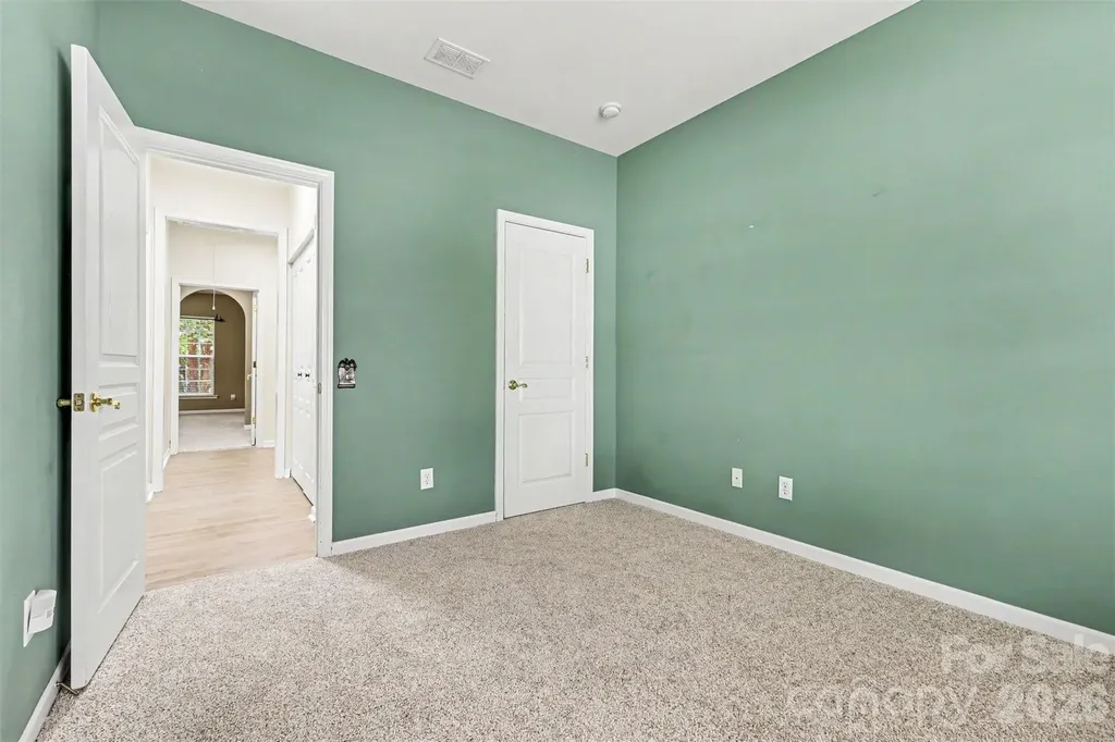 8708 Heron Glen Drive Charlotte NC 28269