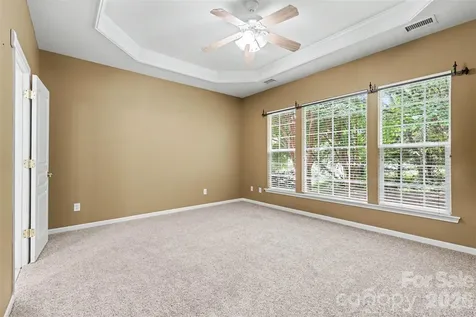 8708 Heron Glen Drive Charlotte NC 28269