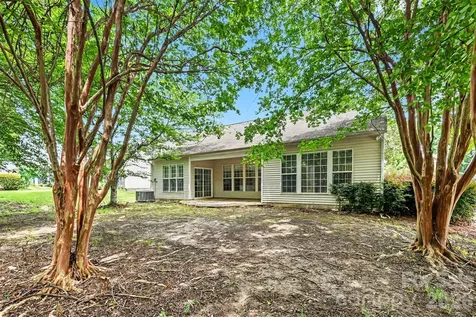 8708 Heron Glen Drive Charlotte NC 28269