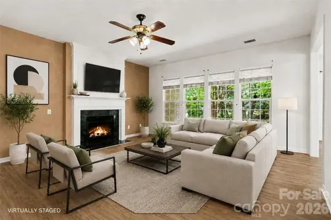 8708 Heron Glen Drive Charlotte NC 28269