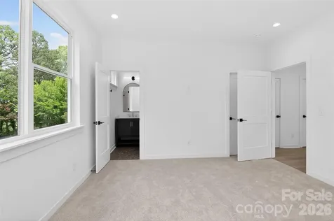 2716 Baltimore Avenue Charlotte NC 28203