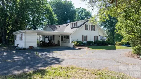 144 Hunter Bridge Road Stony Point NC 28678
