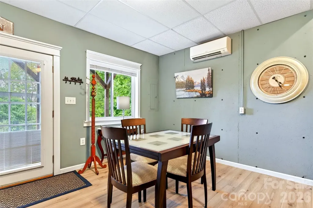 696 Hickory Nut Hollow Old Fort NC 28762