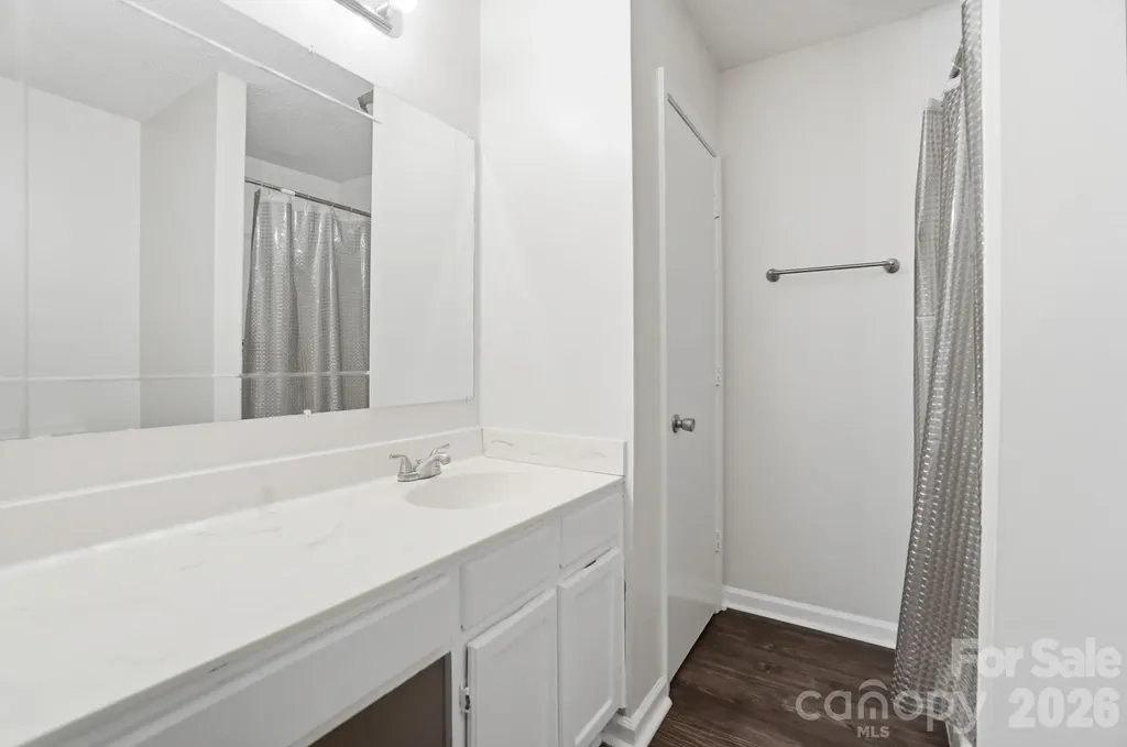 6043 Green Forest Drive Charlotte NC 28212