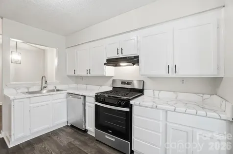 6043 Green Forest Drive Charlotte NC 28212