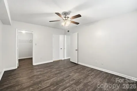 6043 Green Forest Drive Charlotte NC 28212