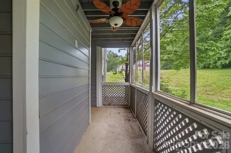 6043 Green Forest Drive Charlotte NC 28212