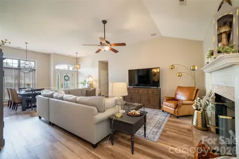 136 Cottage Ridge Road Fletcher NC 28732
