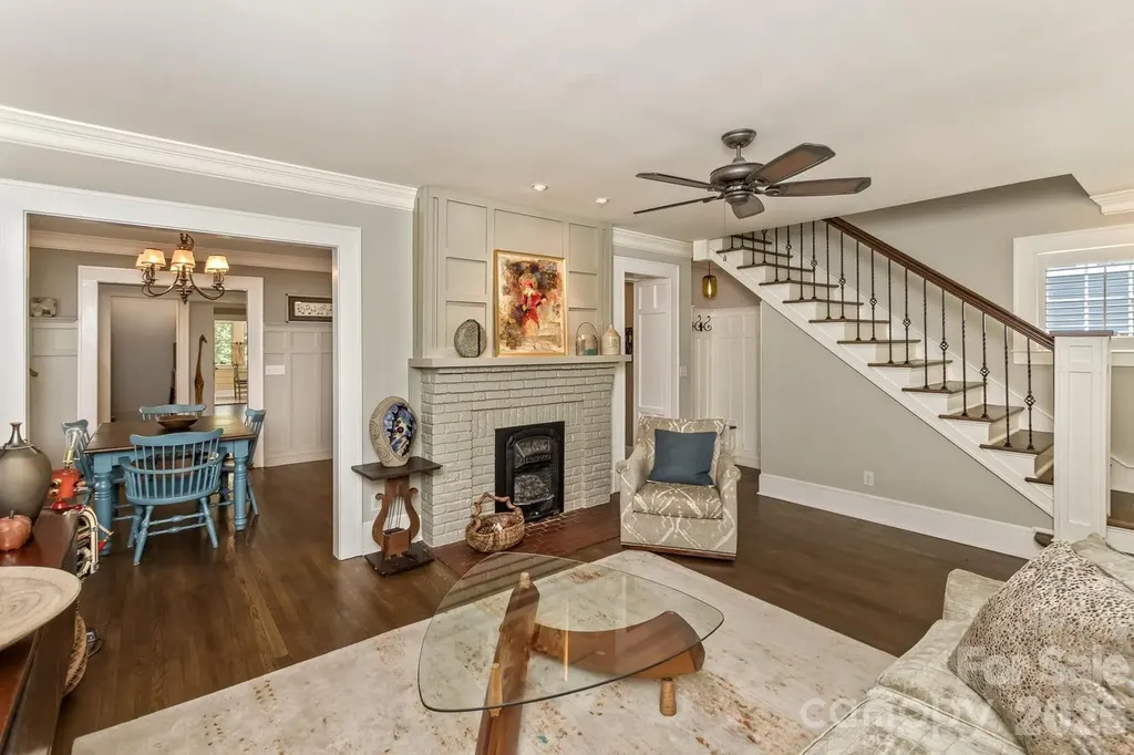23 Woodvale Avenue Asheville NC 28804