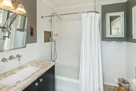 23 Woodvale Avenue Asheville NC 28804