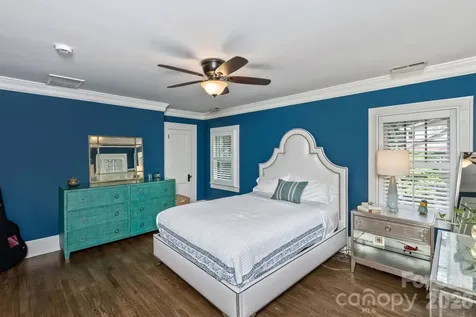 23 Woodvale Avenue Asheville NC 28804