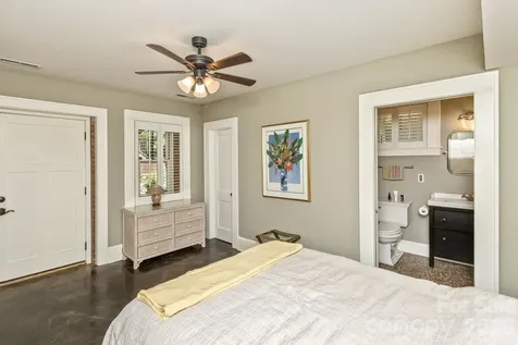 23 Woodvale Avenue Asheville NC 28804