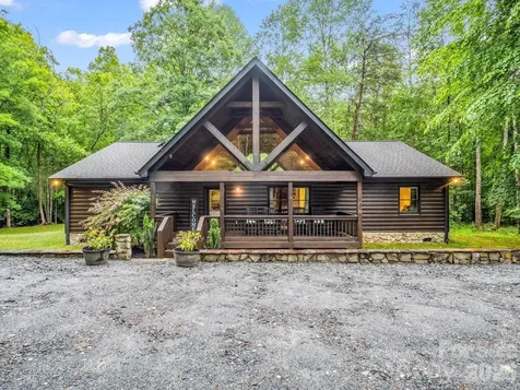 124 Golden Creek Trail Union Mills NC 28167