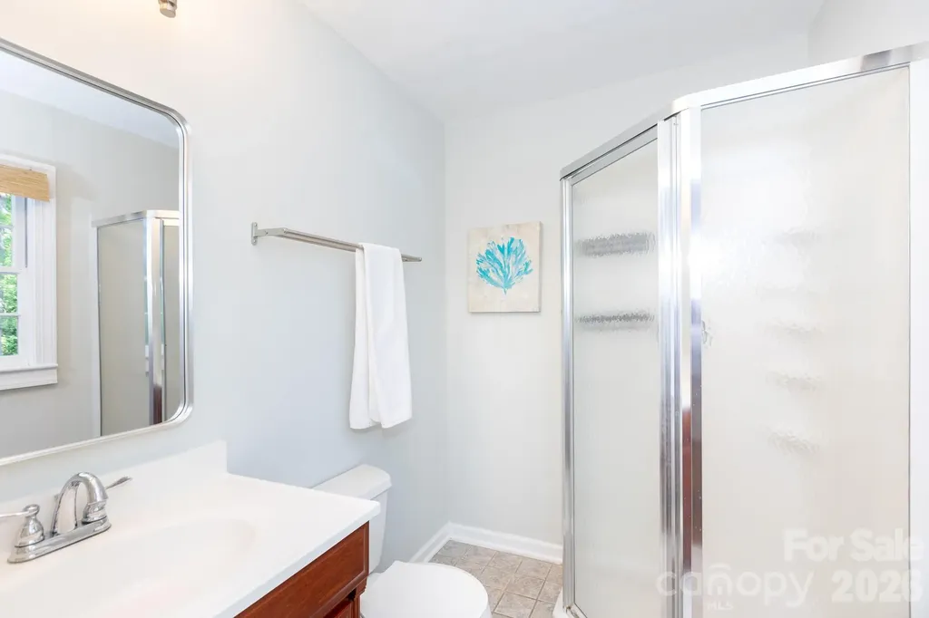 5100 Kimwood Place Charlotte NC 28205