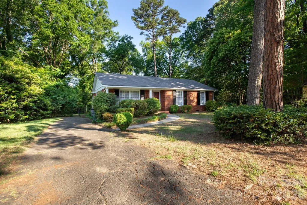 5100 Kimwood Place Charlotte NC 28205