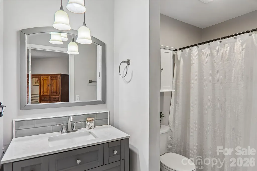 147 W Lake Drive S Lake Lure NC 28746