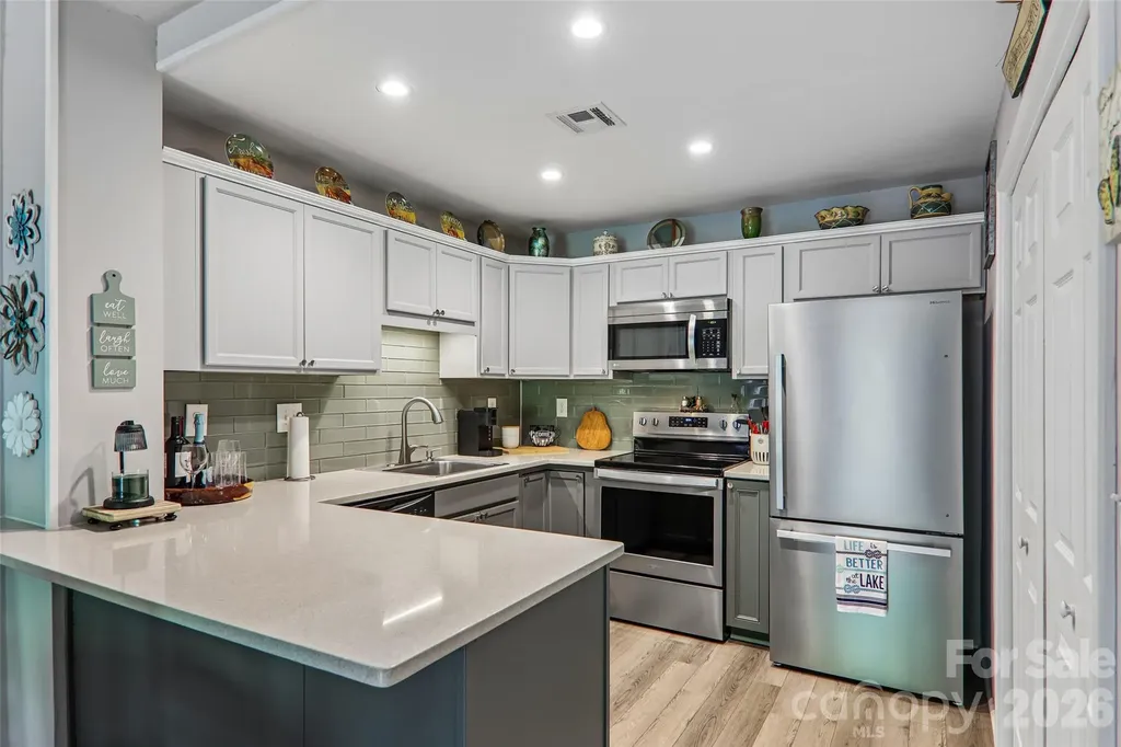 147 W Lake Drive S Lake Lure NC 28746