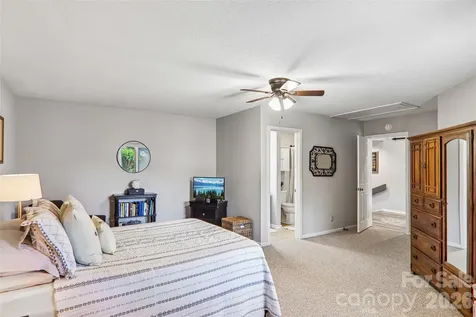 147 W Lake Drive S Lake Lure NC 28746