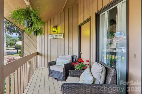 147 W Lake Drive S Lake Lure NC 28746