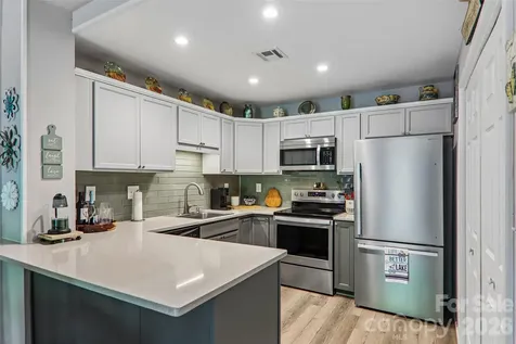 147 W Lake Drive S Lake Lure NC 28746