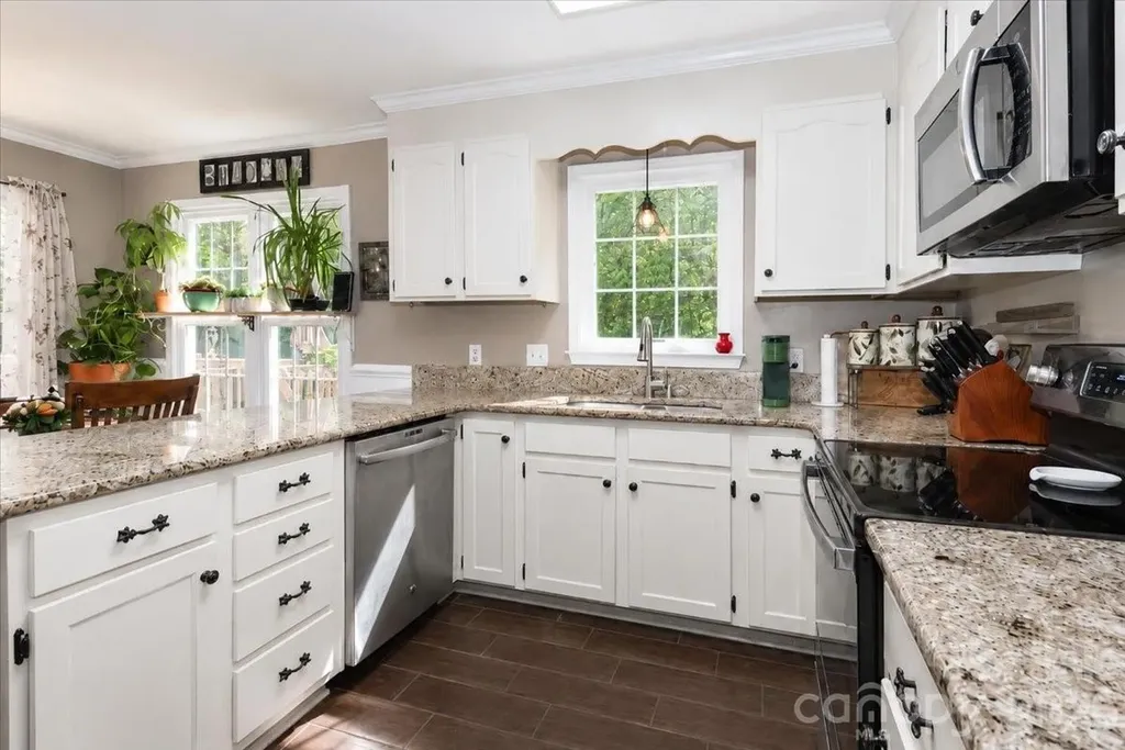 311 N Deerfield Circle Salisbury NC 28147