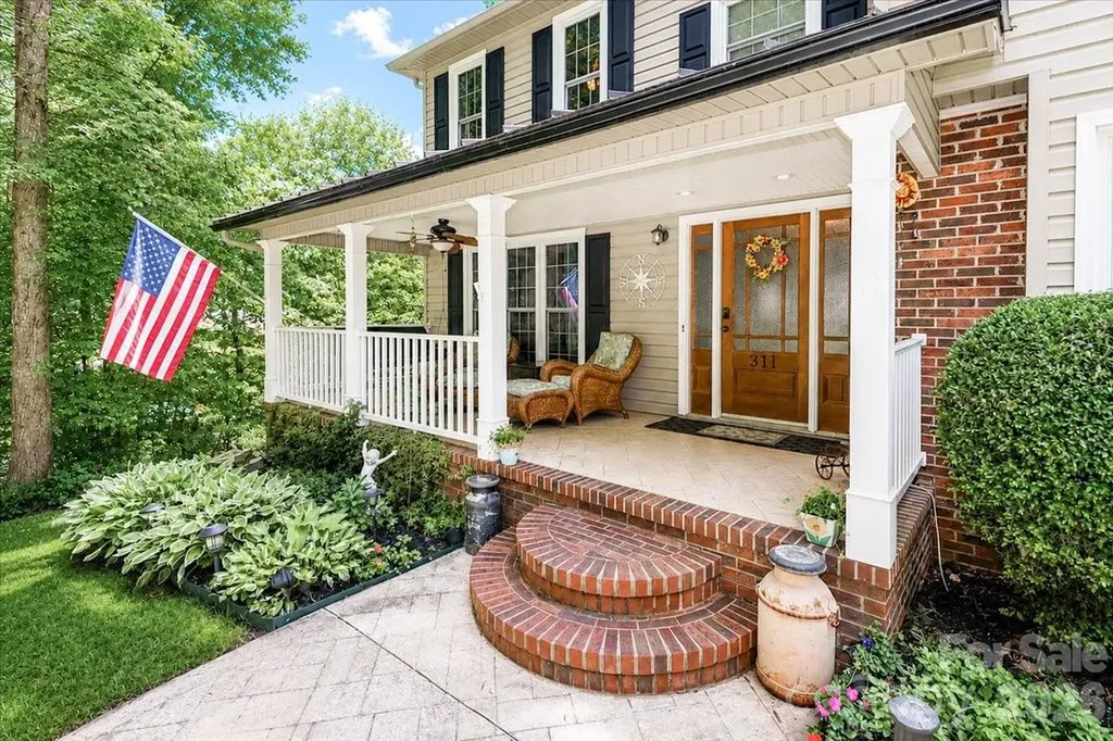 311 N Deerfield Circle Salisbury NC 28147