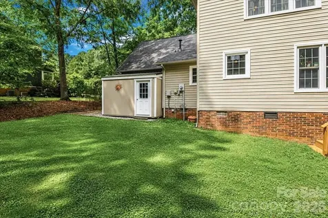 311 N Deerfield Circle Salisbury NC 28147