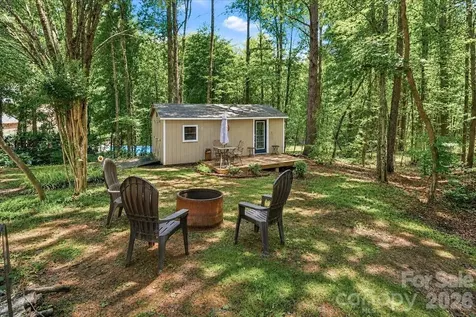 311 N Deerfield Circle Salisbury NC 28147