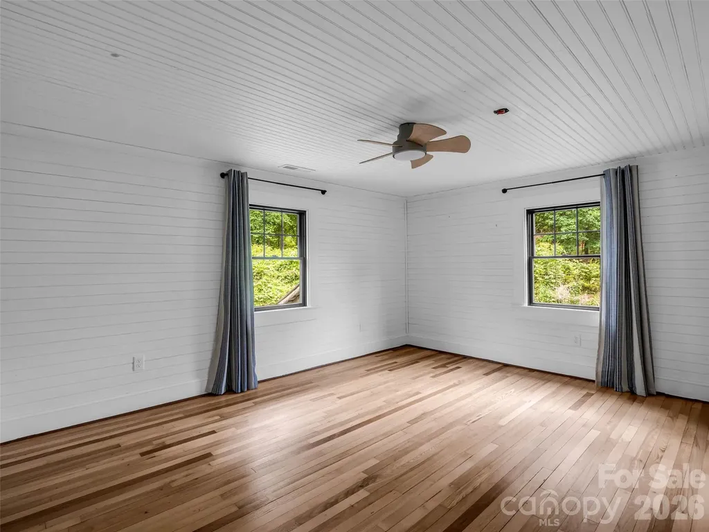 6651 Us 64/74a Highway Lake Lure NC 28746