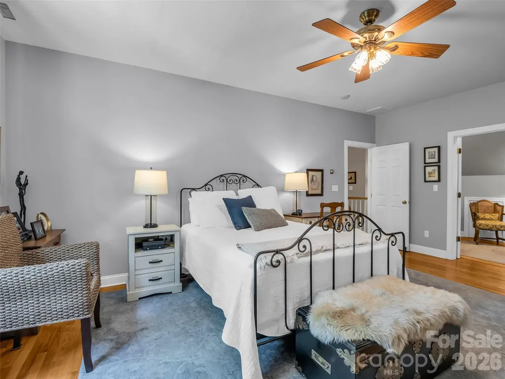 1042 Columbine Road Asheville NC 28803