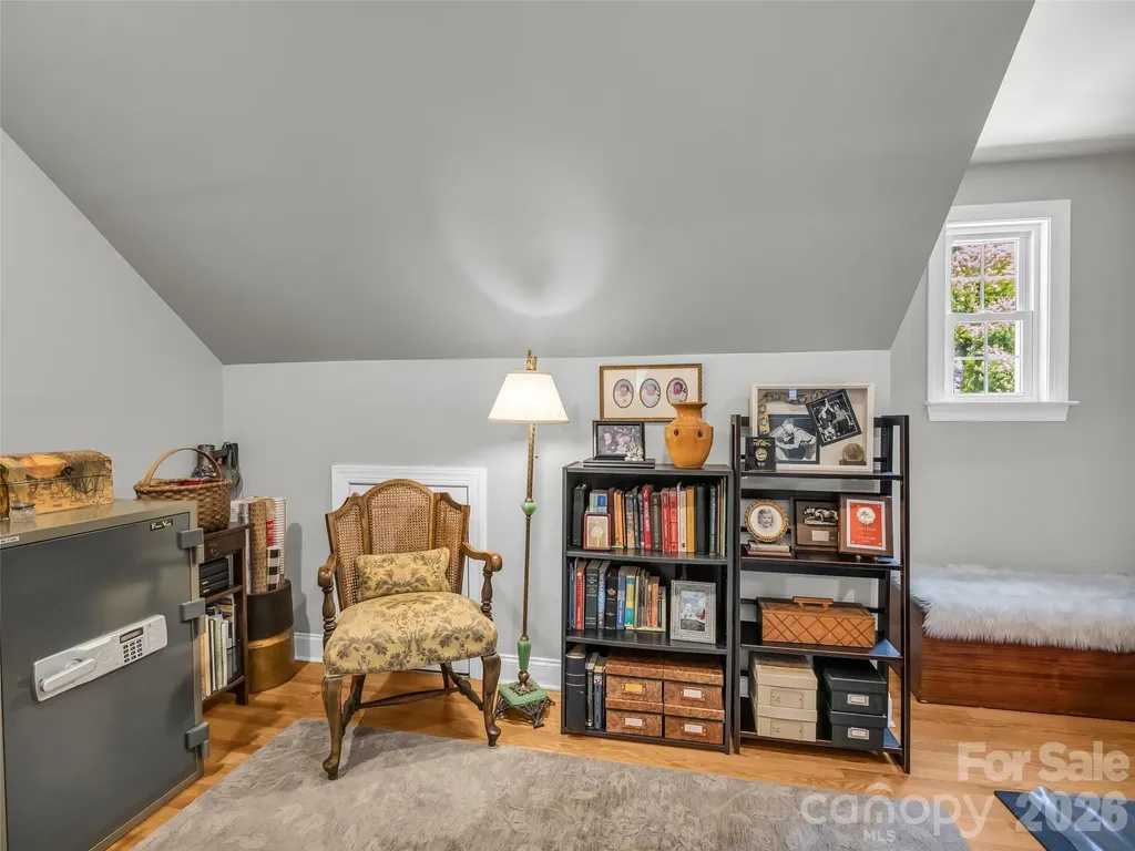 1042 Columbine Road Asheville NC 28803