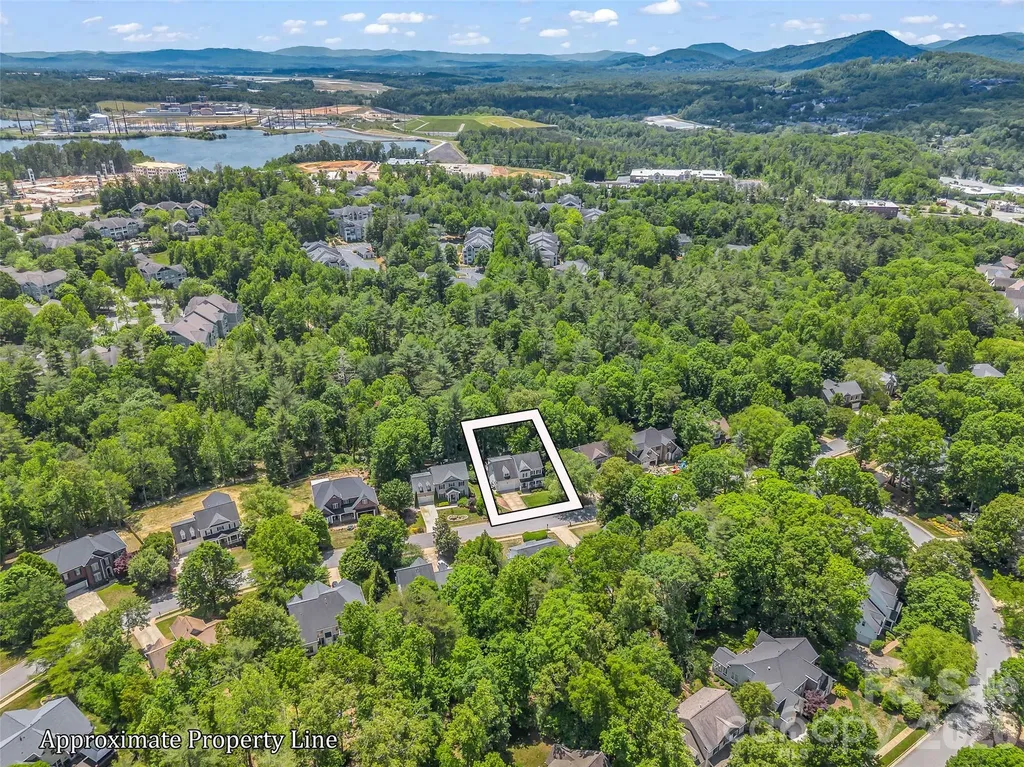 1042 Columbine Road Asheville NC 28803