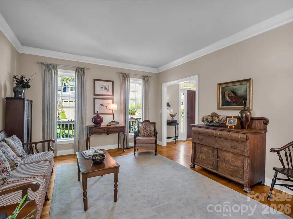 1042 Columbine Road Asheville NC 28803