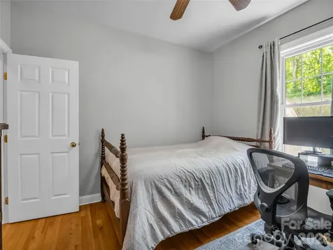 1042 Columbine Road Asheville NC 28803