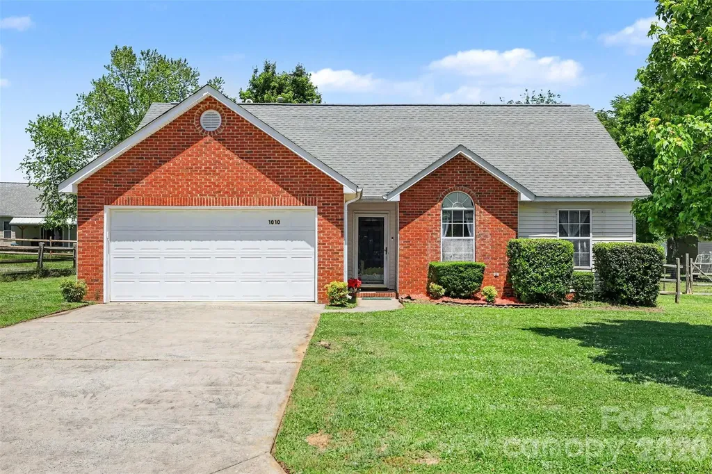 1010 Ridgefield Circle Indian Trail NC 28079