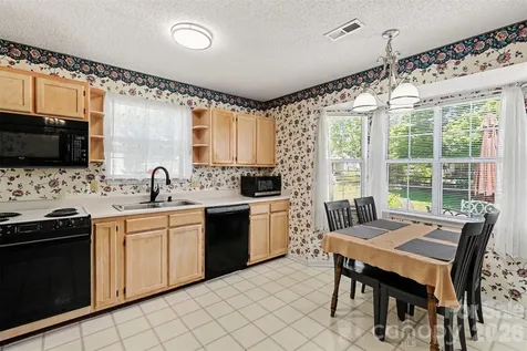 1010 Ridgefield Circle Indian Trail NC 28079