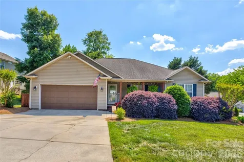 1684 Red Bird Circle Concord NC 28025