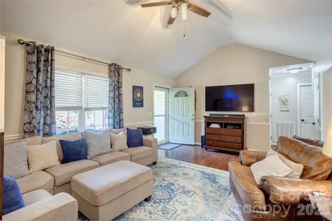 1684 Red Bird Circle Concord NC 28025