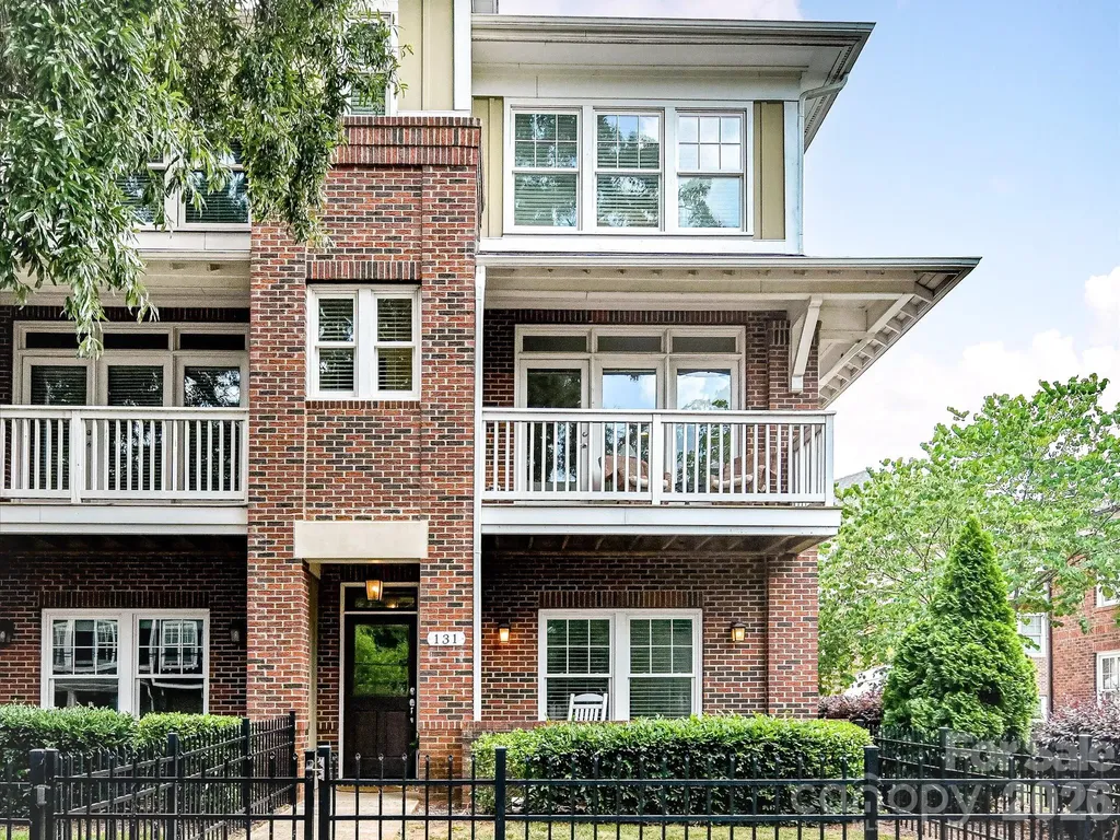 131 Grandin Road Charlotte NC 28208