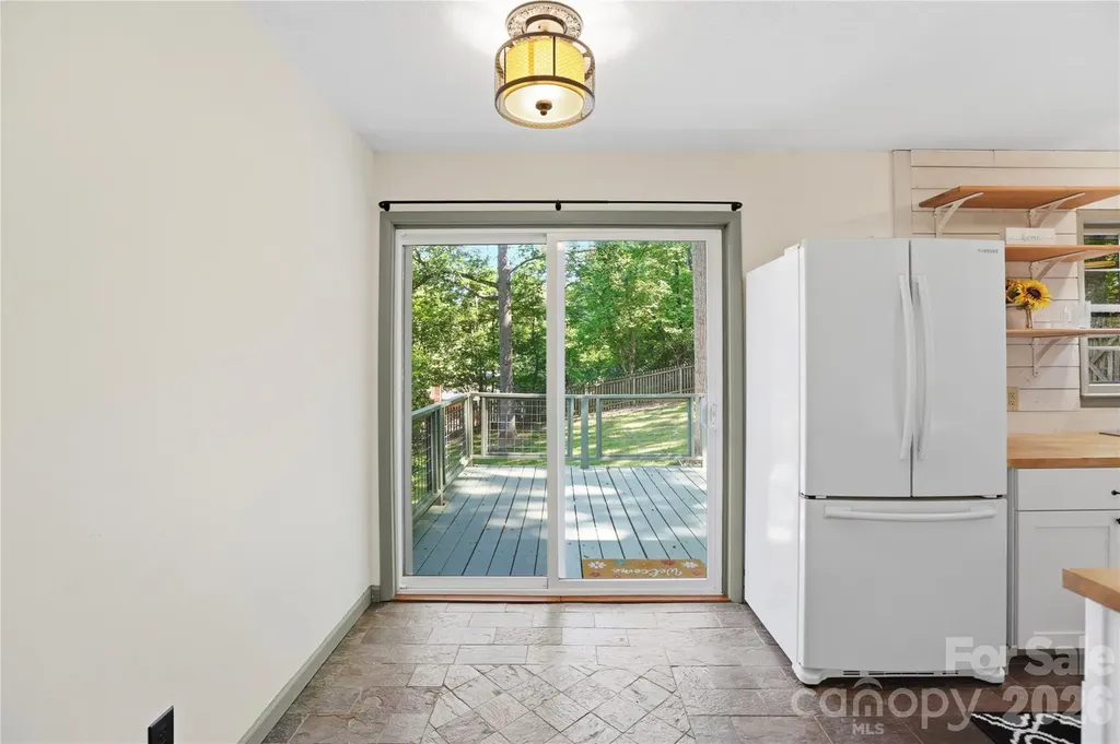 38 Nixon Terrace Asheville NC 28805